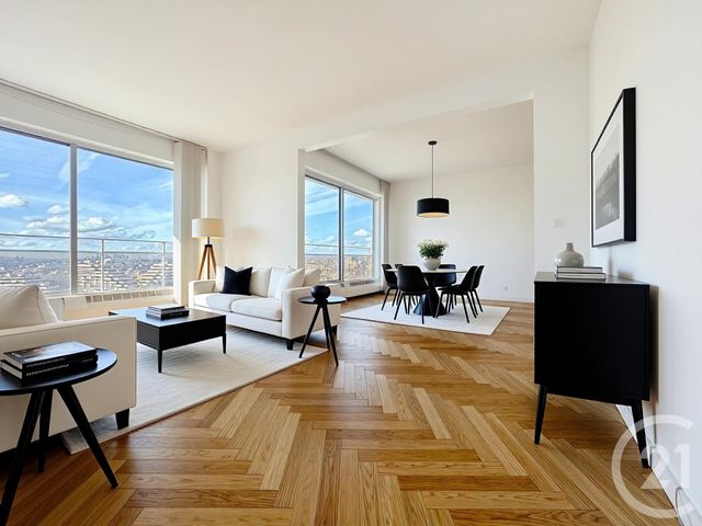  - PARIS - 