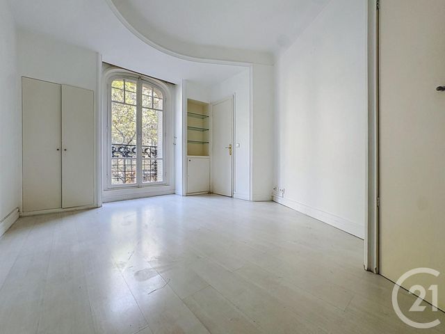 Appartement F4 à vendre - 4 pièces - 117.0 m2 - PARIS - 75011 - ILE-DE-FRANCE - Century 21 Nation