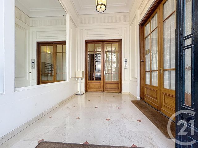 Appartement F4 à vendre - 4 pièces - 117.0 m2 - PARIS - 75011 - ILE-DE-FRANCE - Century 21 Nation