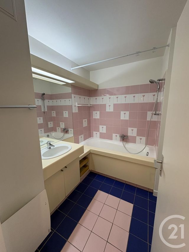 Appartement F2 à louer - 2 pièces - 49.05 m2 - PARIS - 75020 - ILE-DE-FRANCE - Century 21 Nation