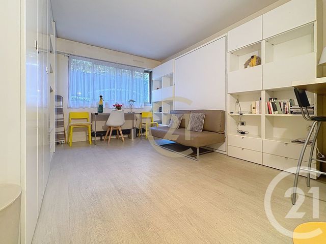 Appartement F1 à vendre PARIS