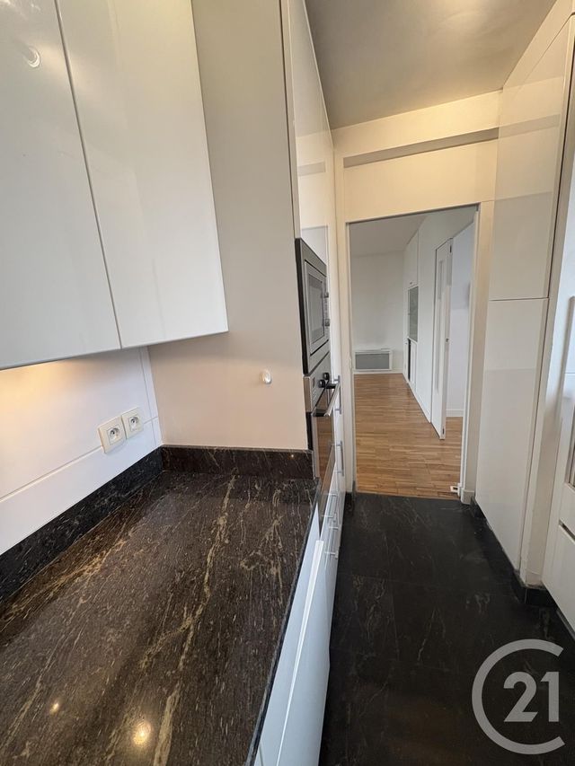 Appartement F3 à louer - 3 pièces - 84.1 m2 - PARIS - 75020 - ILE-DE-FRANCE - Century 21 Nation