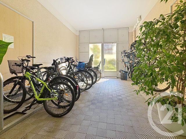 Appartement F2 à vendre - 2 pièces - 42.0 m2 - PARIS - 75020 - ILE-DE-FRANCE - Century 21 Nation