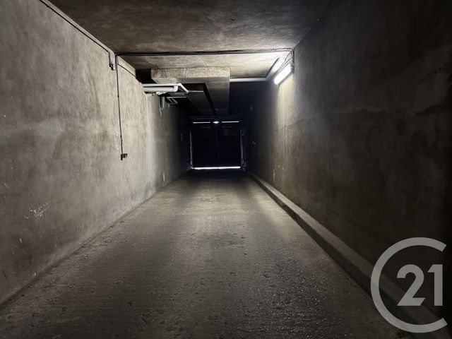 parking à vendre - 12.25 m2 - PARIS - 75011 - ILE-DE-FRANCE - Century 21 Nation