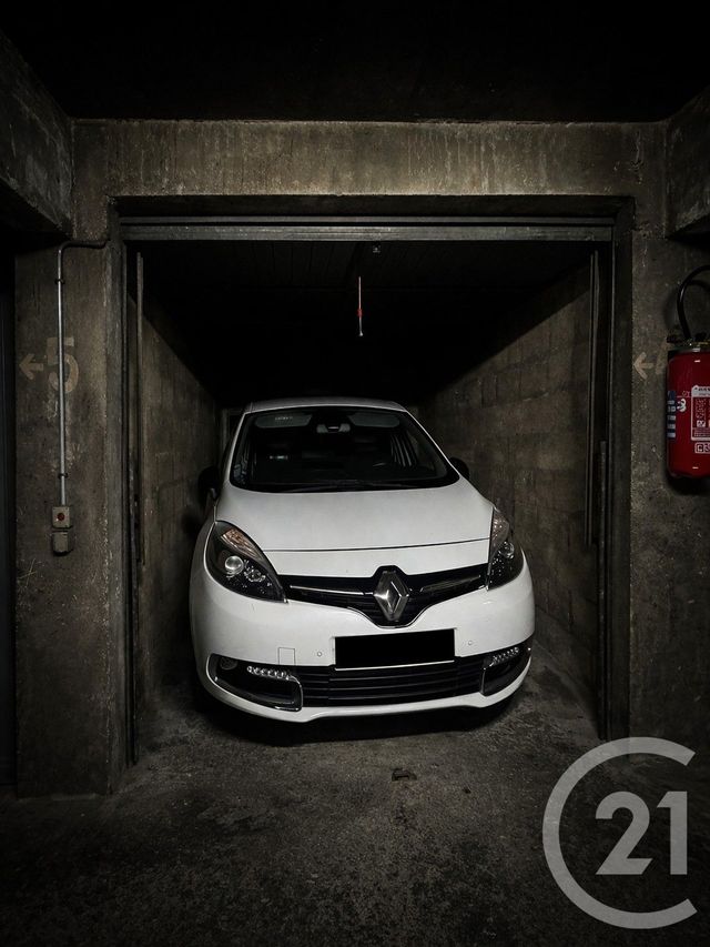 parking à vendre - 12.25 m2 - PARIS - 75011 - ILE-DE-FRANCE - Century 21 Nation