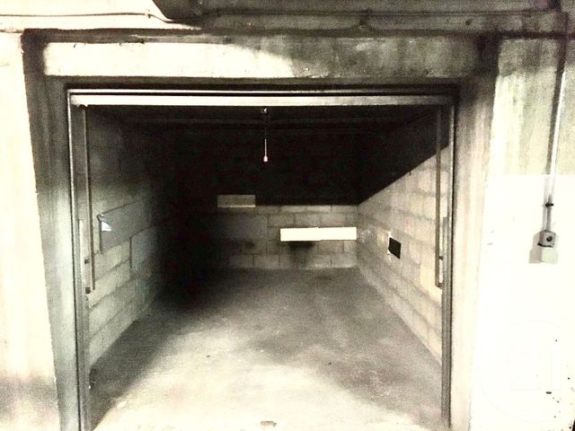 parking à vendre - 12.25 m2 - PARIS - 75011 - ILE-DE-FRANCE - Century 21 Nation