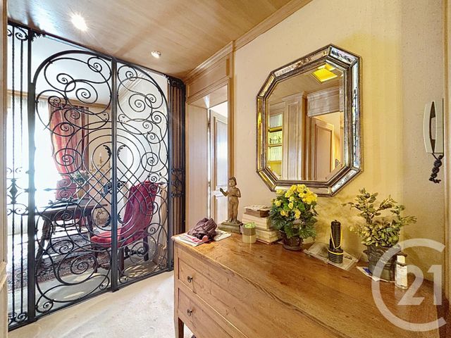 Appartement F6 à vendre - 6 pièces - 123.46 m2 - PARIS - 75011 - ILE-DE-FRANCE - Century 21 Nation