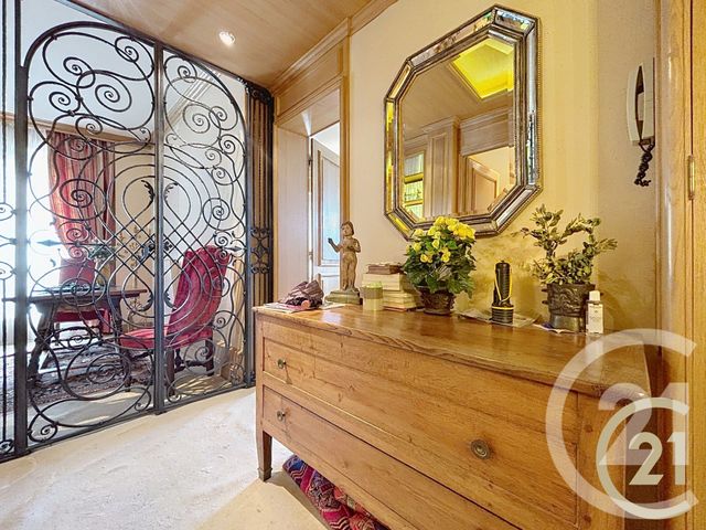 Appartement F6 à vendre - 6 pièces - 123.46 m2 - PARIS - 75011 - ILE-DE-FRANCE - Century 21 Nation