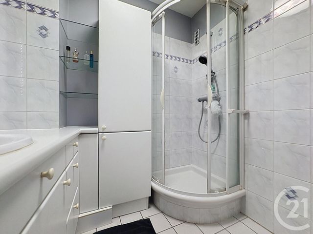 Appartement F3 à vendre - 3 pièces - 54.82 m2 - PARIS - 75020 - ILE-DE-FRANCE - Century 21 Nation