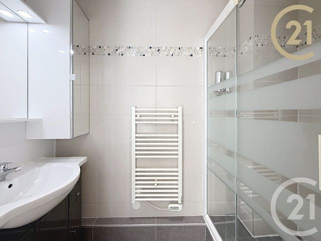 Appartement F2 à vendre - 2 pièces - 34.0 m2 - PARIS - 75020 - ILE-DE-FRANCE - Century 21 Nation