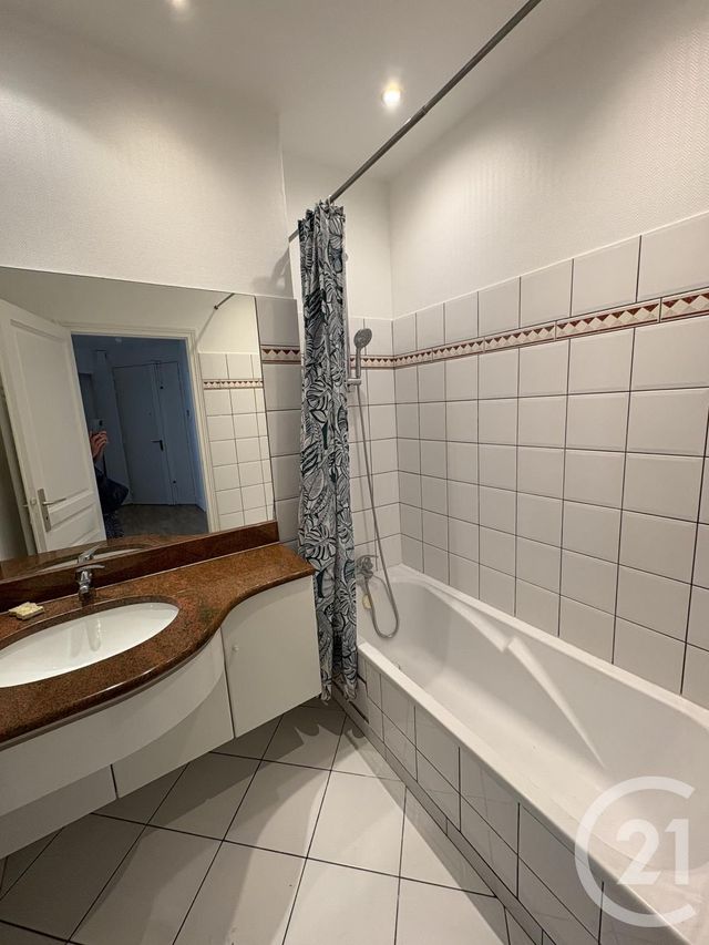 Appartement F2 à louer - 2 pièces - 52.08 m2 - PARIS - 75012 - ILE-DE-FRANCE - Century 21 Nation