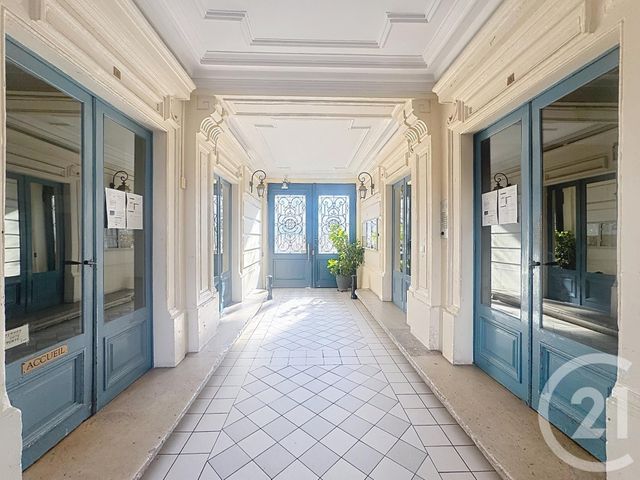 Appartement F2 à vendre - 2 pièces - 45.0 m2 - PARIS - 75020 - ILE-DE-FRANCE - Century 21 Nation