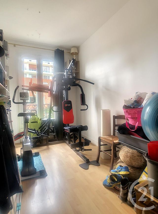 Afficher la photo en grand Appartement F4 à vendre - 4 pièces - 73.6 m2 - PARIS - 75020 - ILE-DE-FRANCE - Century 21 Nation