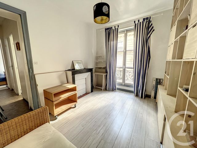  - PARIS - 